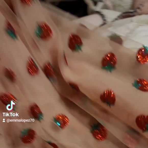 Lirika Matoshi strawberry dress - Picture 4 of 5